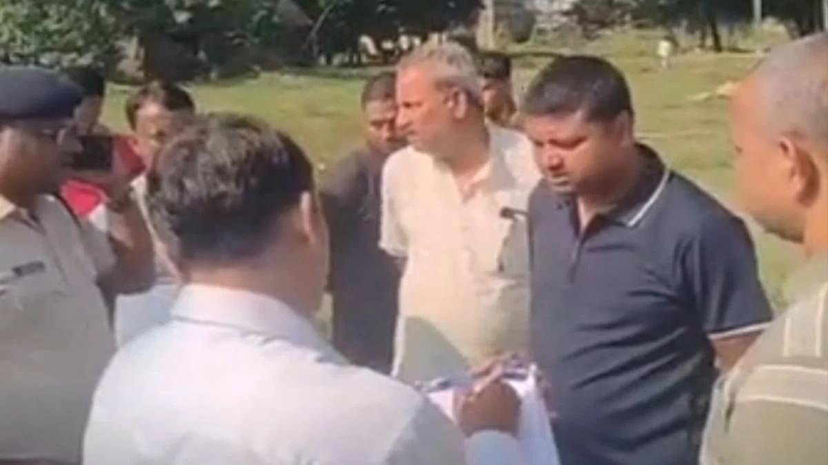 नदी किनारे मिला युवक का शव, इलाके में फैली सनसनी, परिजनों का रो-रोकर बुरा हाल!