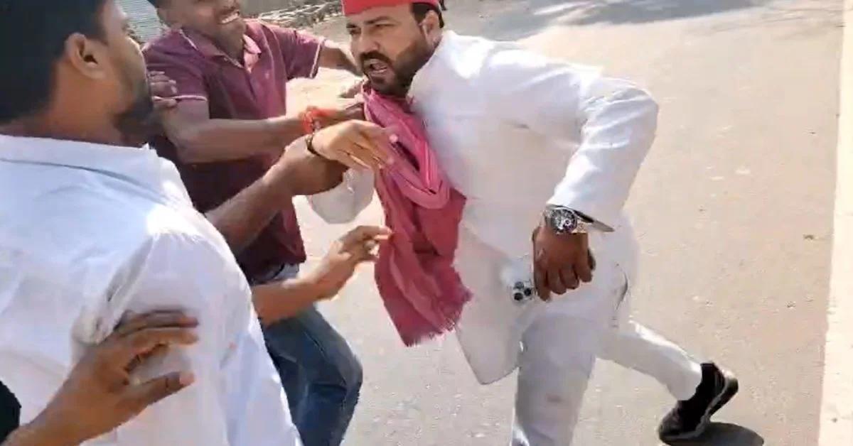 MLC चुनाव में फर्जी वोटिंग के आरोप से भिड़े सपा-बीजेपी कार्यकर्ता, जमकर हाथापाई