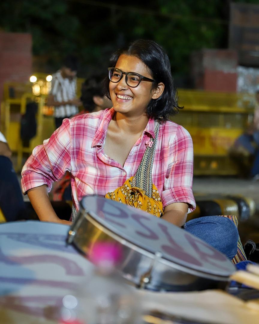 हाई कोर्ट में याचिका खारिज होने के बाद थाने पहुंचीं AISA अध्यक्ष नेहा बोरा, 50-60 लोगों से धमकी मिलने का दावा