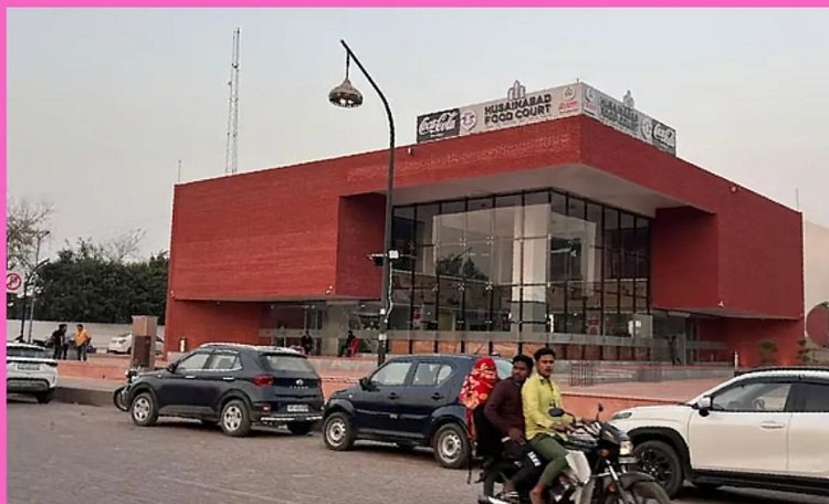 Hussainabad food court