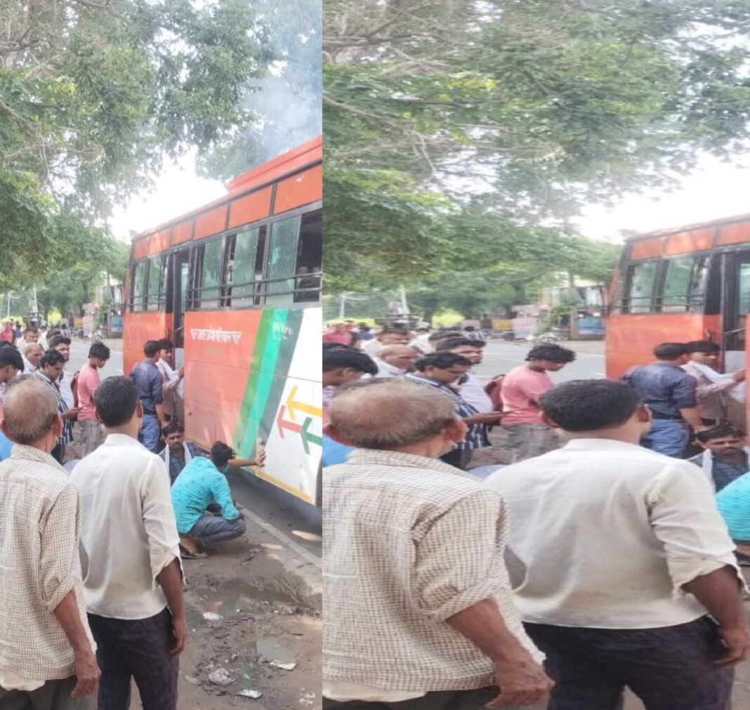 roadways bus