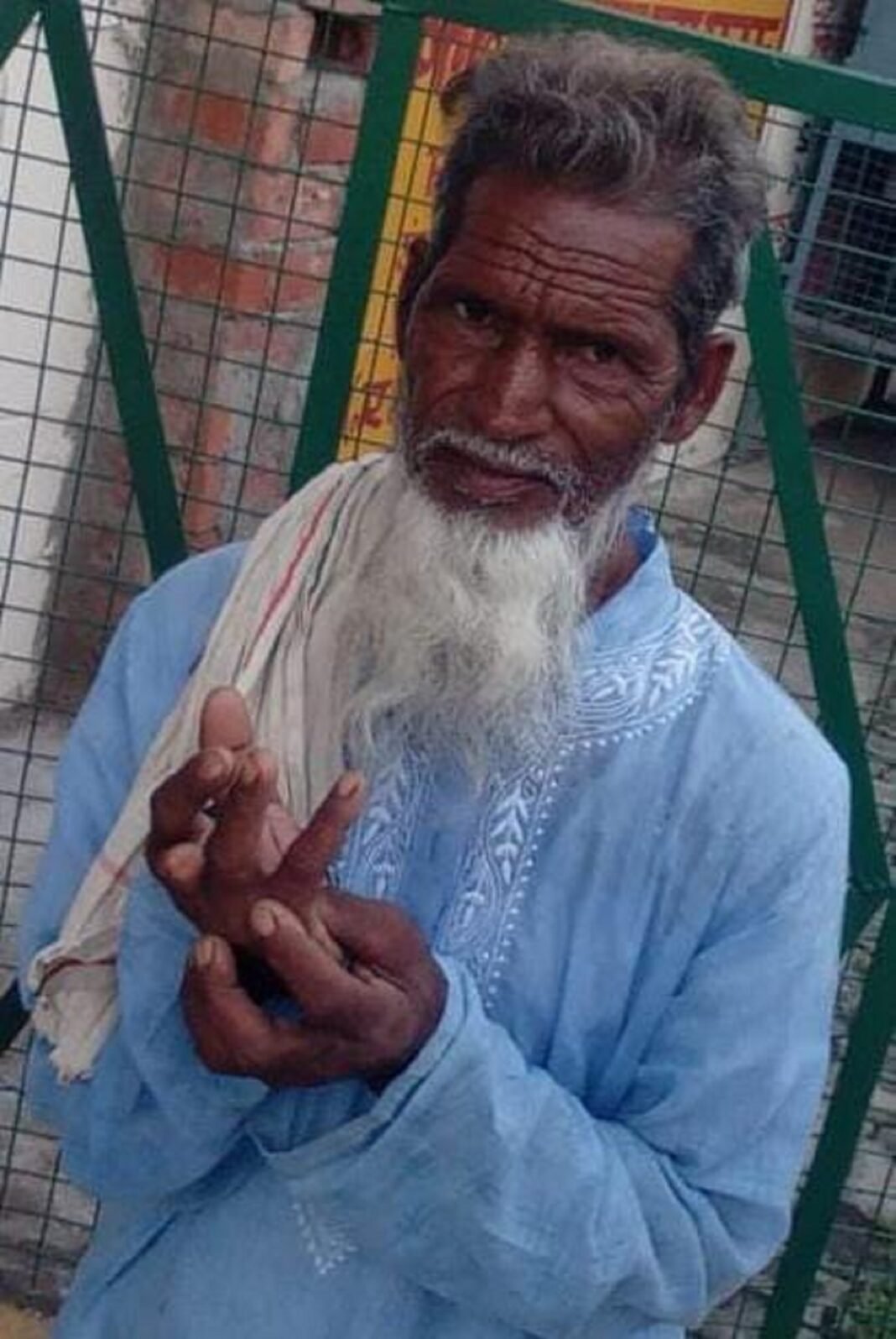 बुजुर्ग