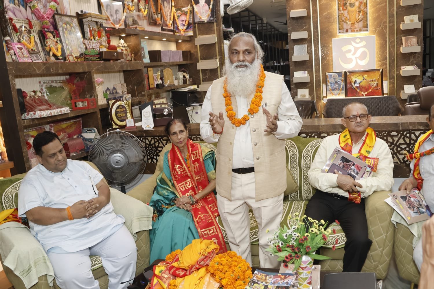 भारतीय मतदाता संगठन के राष्ट्रीय अध्यक्ष ने जनपद में संगठन के विस्तार ...
