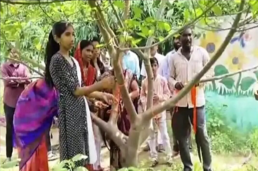 Rakhi
