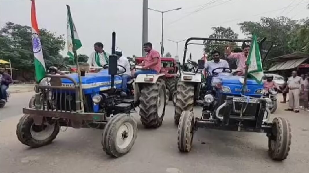 tractor tricolor yatra