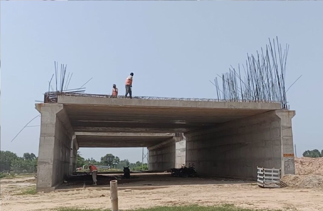 Hardoi road