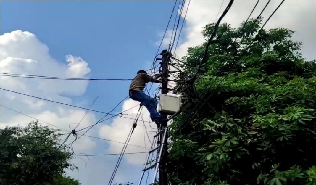 electricity cables
