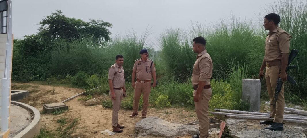ग्रामीणों में आक्रोश