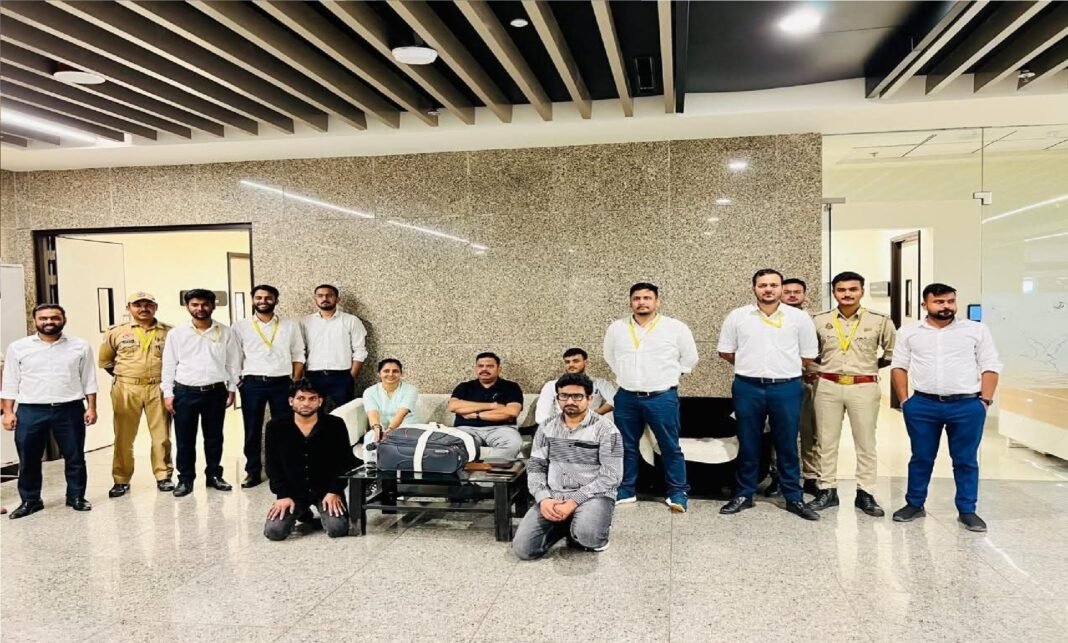 कस्टम की बड़ी कार्रवाई