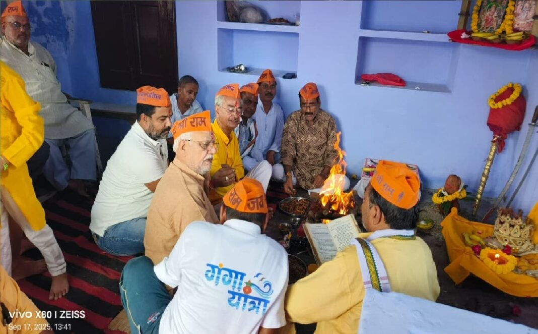 विधि विधान पूर्वक हुआ स्वरूप पूजन