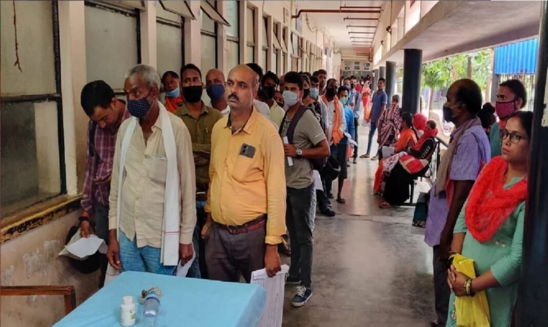 मरीजों को हो रही भारी परेशानी