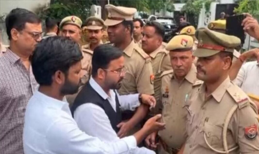 बरेली जाने से रोका