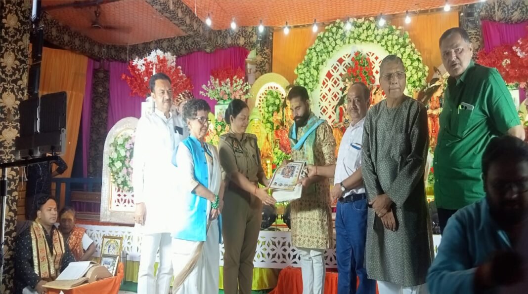 राज्याभिषेक के साथ रामलीला ने पाया विराम