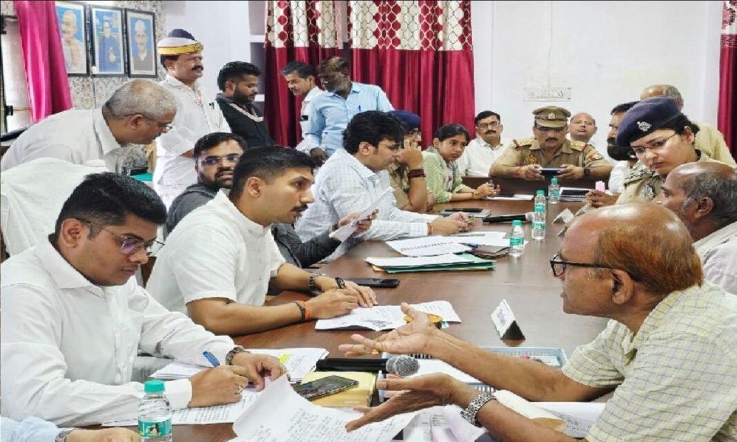नंबर 1 पर लखनऊ