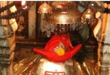 काल भैरव अष्टमी पर विशेष : प्रतिमा जो मदिरा पान करती है