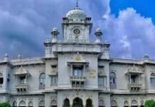 केजीएमयू में रेजिडेंट डॉक्टर पर धर्मांतरण का आरोप, आरोपी निलंबित, विशाखा कमेटी ने जांच तेज की