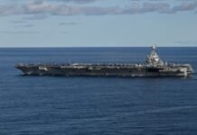 मिडल ईस्ट में युद्ध की आहट: USS अब्राहम लिंकन की एंट्री से ईरान घिरा, खामेनेई ने दी खुली चुनौती, हिजबुल्लाह ने भरी हुंकार