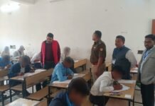 बोर्ड परीक्षा को लेकर प्रशासन सतर्क, एडीएम व एएसपी ने परीक्षा केंद्रों का किया निरीक्षण