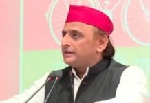 शंकराचार्य प्रकरण पर अखिलेश का प्रहार