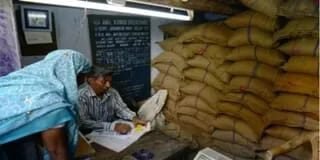 फरवरी माह के राशन का वितरण शुरू, 26 फरवरी तक मिलेगा निःशुल्क गेहूं-चावल के साथ बाजरा