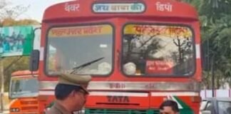 बिना परमिट दौड़ रही रोडवेज बस सीज, चालक के पास लाइसेंस नहीं, 17,500 रुपये का चालान