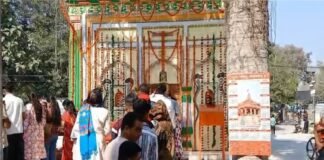 महाशिवरात्रि पर मुख्यमंत्री के प्रमुख सलाहकार ने प्राचीन शिव मंदिर में किया रुद्राभिषेक