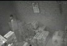 एक महीने में शराब दुकान में दूसरी बार चोरी, कैश और महंगी शराब की बोतलें गायब