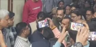 सीजीएसटी छापे के दौरान सरिया व्यापारी को हार्ट अटैक, मचा हंगामा