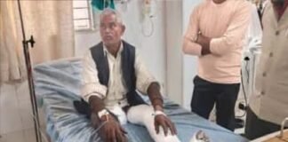 दिनदहाड़े सब्जी विक्रेता को गोली मारकर फरार हुए बाइक सवार, पैर में लगी गोली; पीजीआई सैफई में भर्ती