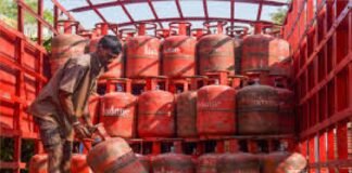 होली के मौके पर मुफ्त में मिलेगा LPG सिलेंडर, खाते में आएंगे 853 रुपये