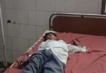 साइकिल पंचर होने से सड़क पर गिरा छात्र, ट्रैक्टर की टक्कर से गंभीर घायल