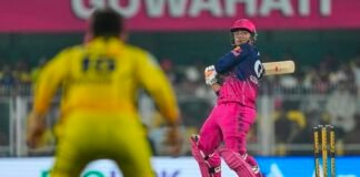 आईपीएल 2026 में वैभव सूर्यवंशी का तूफान: 15 गेंदों में अर्धशतक, गेंदबाजों की उड़ी धज्जियां