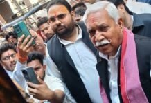 पूर्व विधायक के घर धमाके की घटना पर सपा प्रतिनिधिमंडल का दौरा, निष्पक्ष जांच की उठी मांग