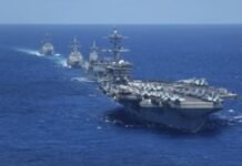 अमेरिकी युद्धपोत अब्राहम लिंकन पर ईरान के हमले का दावा, अमेरिका ने कहा—पोत पूरी तरह सुरक्षित