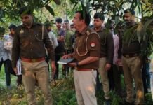 आम के पेड़ से लटका मिला 18 वर्षीय युवक का शव, गांव में सनसनी