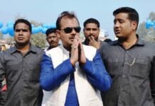 माफिया अनुपम दुबे से कनेक्शन से हड़कंप, तीन पर मुकदमा दर्ज