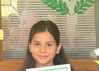 डीपीएस की छात्रा ऋषिका ने 99.80% अंक लाकर किया टॉप, परिवार और स्कूल का बढ़ाया मान