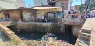 खुले नालों का खतरनाक जाल: लापरवाही से बढ़ रहे हादसे, जिम्मेदार बेपरवाह