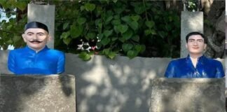 बुलडोजर से टूटी शहीदों की प्रतिमाएं, 24 घंटे में फिर स्थापित