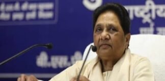 कमजोर वर्ग की महिलाओं को मिले अलग आरक्षण : मायावती