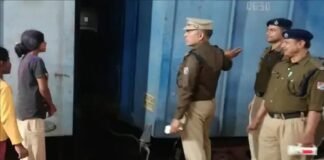 होली के मद्देनजर अछल्दा रेलवे स्टेशन पर सुरक्षा कड़ी