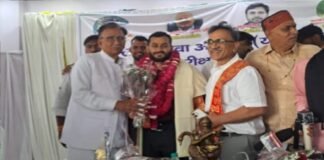 यूपीएससी में 54वीं रैंक पाने पर पिरटेक मुद्गल का भव्य नागरिक अभिनंदन