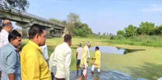 पन्ना घाट पर गूंजा स्वच्छता का संदेश, गोमती आरती से बना भक्ति का माहौल