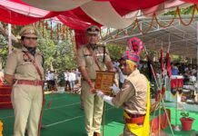 पुलिस लाइन फतेहगढ़ में भव्य दीक्षांत परेड सम्पन्न, 470 रिक्रूट आरक्षियों ने लिया कर्तव्य का संकल्प