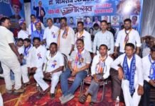 उरई में उमड़ा नीला समंदर, बाबा साहेब की जयंती पर जीआईसी मैदान में रचा गया इतिहास