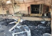 सिविल बार के चैंबरों में भीषण आग, पांच चैंबर जलकर राख