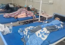 सरकारी अस्पतालों की लापरवाही उजागर, मरीजों को नहीं मिल रहीं चादरें—योगी सरकार के प्रयासों पर उठे सवाल