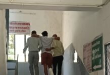 निरीक्षण से पहले सजावट, लेकिन जमीनी हकीकत बेबस, लोहिया अस्पताल में मरीज को व्हीलचेयर तक नहीं मिली