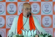 जमालपुर रैली में गरजे अमित शाह, पुलिस को मंच से हटने का दिया निर्देश, ममता सरकार पर तीखा हमला