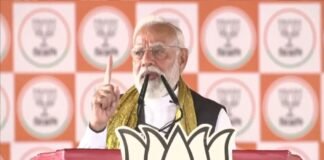 बीरभूम में पीएम मोदी ने ममता सरकार पर साधा निशाना, बोले – 4 मई के बाद गुंडागर्दी का हिसाब लेंगे